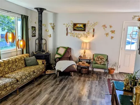 Living - 225 E Clearview Dr, Columbia, MO 65202 photo 2 of 8