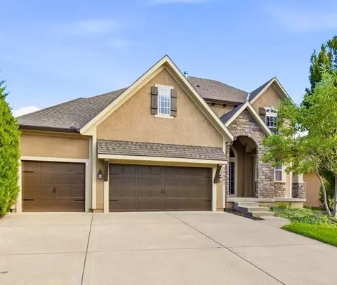 10841 S Hastings St, Olathe, KS 66061
