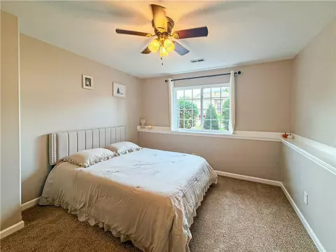 Bedroom - 602 E 27th St, Sedalia, MO 65301 photo 6 of 6