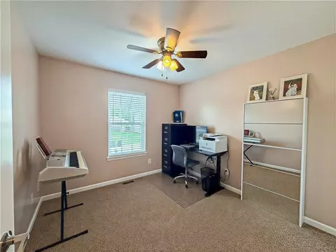 Bedroom - 602 E 27th St, Sedalia, MO 65301 photo 5 of 6