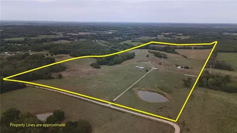 11782 NE County Road 13004 Rd, Urich, MO 64788