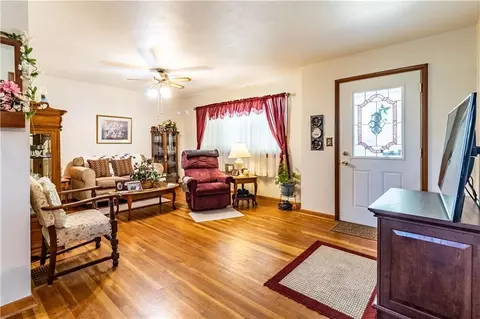 Living - 305 Hillcrest Dr, Windsor, MO 65360 photo 2 of 2