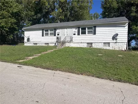 13024 Richmond Ave, Kansas City, KS 66104
