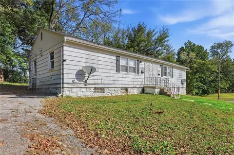 13024 Richmond Ave, Kansas City, KS 66104