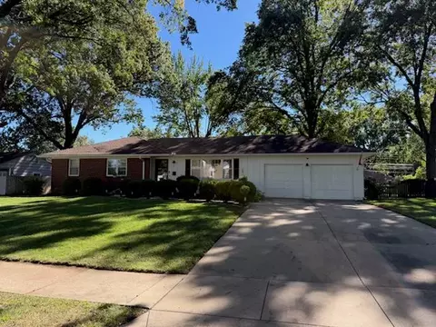 7 E 109 St, Kansas City, MO 64114