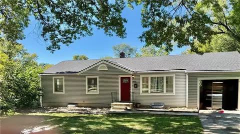 9012 Wornall Rd, Kansas City, MO 64114