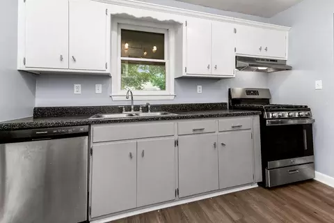 Kitchen - 11410 E 25th St, Independence, MO 64052 photo 2 of 2