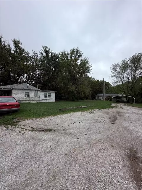 1909 1911 Front St, Galena, KS 66739