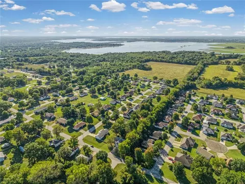 View/Area - 112 W Calvird Dr, Clinton, MO 64735 photo 9 of 16