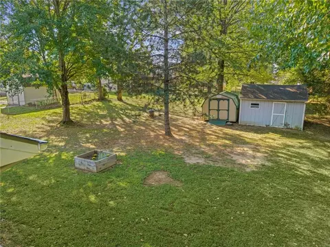 Exterior - 112 W Calvird Dr, Clinton, MO 64735 photo 12 of 13