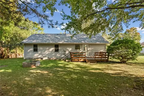Exterior - 112 W Calvird Dr, Clinton, MO 64735 photo 6 of 13