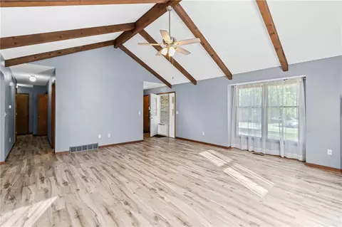 Living - 112 W Calvird Dr, Clinton, MO 64735 photo 3 of 4