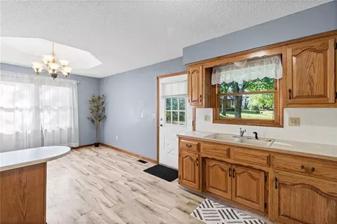 Kitchen - 112 W Calvird Dr, Clinton, MO 64735 photo 4 of 4