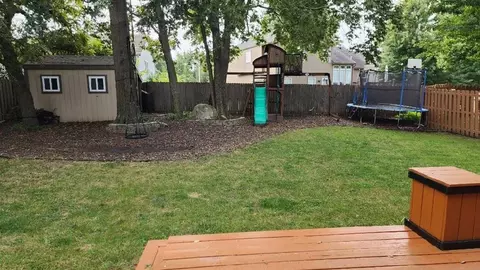 Exterior - 541 E Mockingbird St, Gardner, KS 66030 photo 7 of 7