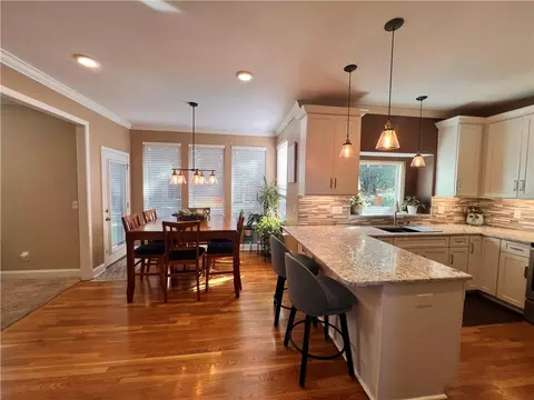 Kitchen - 541 E Mockingbird St, Gardner, KS 66030 photo 5 of 5