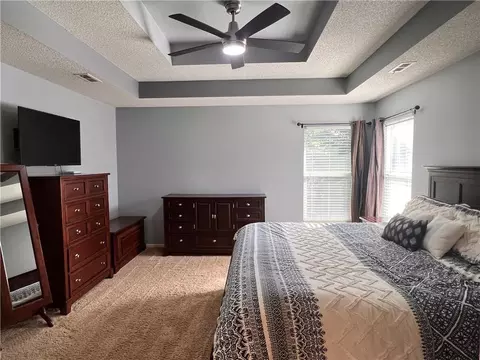 Bedroom - 541 E Mockingbird St, Gardner, KS 66030 photo 3 of 4