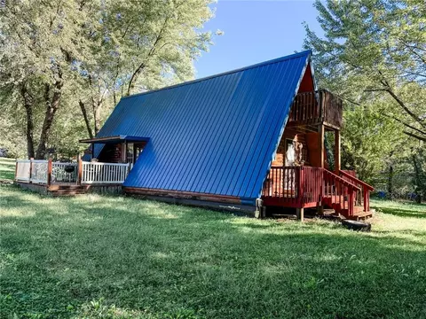 5388 SE Cheyenne Ter, Lathrop, MO 64465