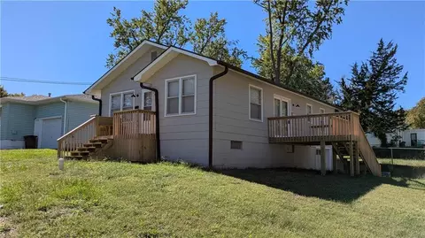 1216 Alexander St, Chillicothe, MO 64601