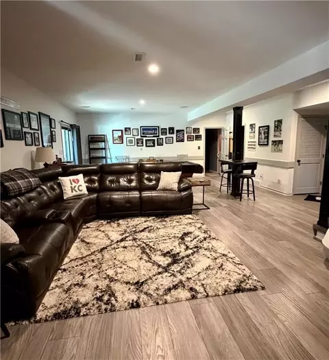 9510 SE Keystone Dr, Lees Summit, MO 64086 photo 6