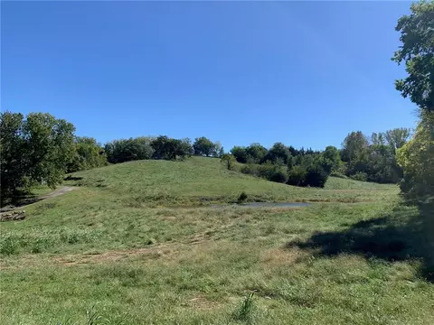 21755 Grass Pad Rd, Platte City, MO 64079