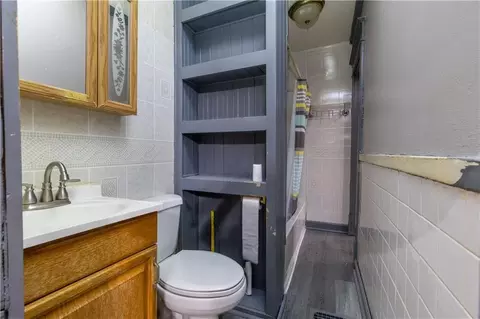 Bath - 815 S 16th St, Saint Joseph, MO 64501 photo 1 of 2