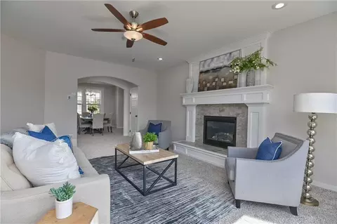 Living - 6003 Apache Dr, Shawnee, KS 66226 photo 4 of 4