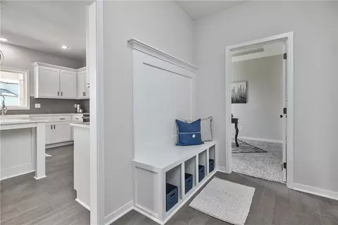 Entry Way - 6003 Apache Dr, Shawnee, KS 66226 photo 5 of 6