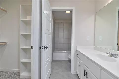 Bath - 6003 Apache Dr, Shawnee, KS 66226 photo 6 of 6