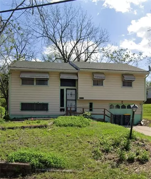 5661 Bales St, Kansas City, MO 64130