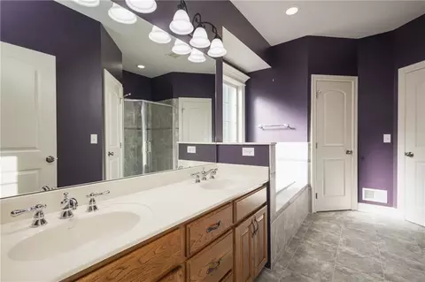 Bath - 907 Order No 11, Freeman, MO 64746 photo 1 of 5