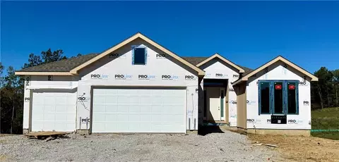 8404 NW 90th Ter, Kansas City, MO 64153