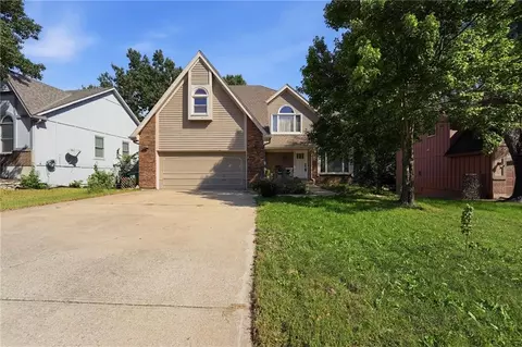 11605 Hauser St, Overland Park, KS 66210