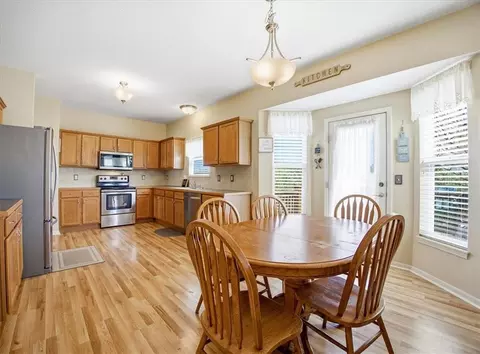 Kitchen - 20117 E 24th Terr Ct, Independence, MO 64057 photo 2 of 3