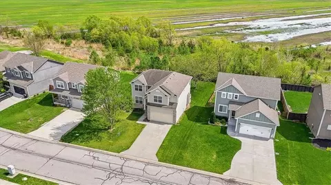 View/Area - 20117 E 24th Terr Ct, Independence, MO 64057 photo 2 of 5