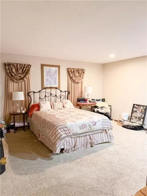 Bedroom - 208 Markham Ct, Brookfield, MO 64628 photo 1 of 3