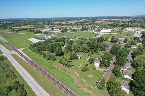 View/Area - 208 Markham Ct, Brookfield, MO 64628 photo 1 of 4