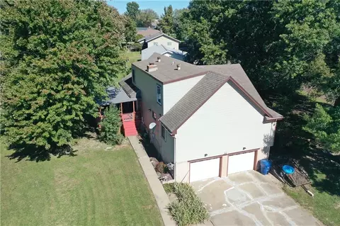 Other - 208 Markham Ct, Brookfield, MO 64628 photo 2 of 4