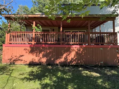 Exterior - 208 Markham Ct, Brookfield, MO 64628 photo 3 of 9
