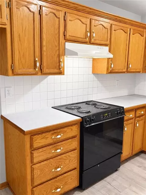 Kitchen - 516 Johnson Dr, Odessa, MO 64076 photo 2 of 2