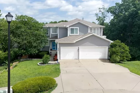 3858 N 112th Ter, Kansas City, KS 66109