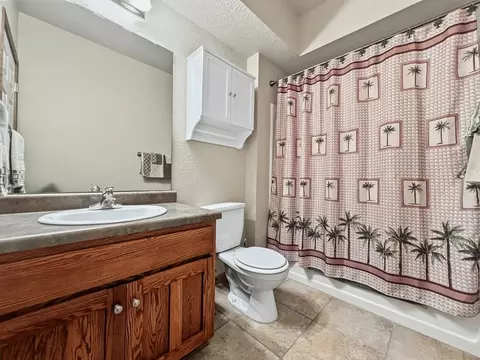 Bath - 5504 Harvard Rd, Lawrence, KS 66049 photo 4 of 4