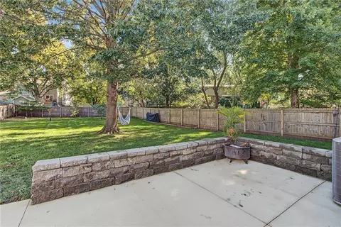 Exterior - 4112 Harvard Rd, Lawrence, KS 66049 photo 3 of 16