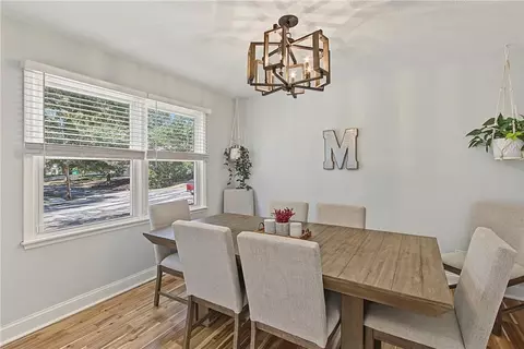 Dining - 4112 Harvard Rd, Lawrence, KS 66049 photo 2 of 4