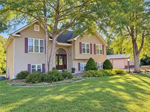 7501 SE State Route Ff, Saint Joseph, MO 64507