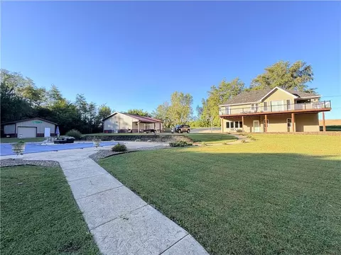 7501 SE State Route Ff, Saint Joseph, MO 64507