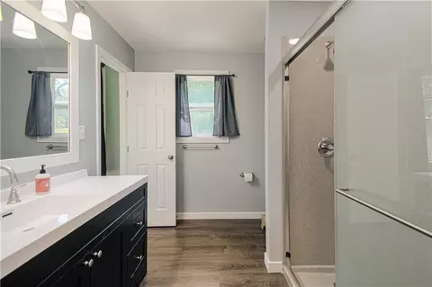 Bath - 1120 Hickory St, Atchison, KS 66002 photo 1 of 3
