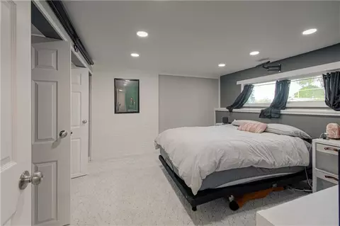 Bedroom - 1120 Hickory St, Atchison, KS 66002 photo 5 of 6