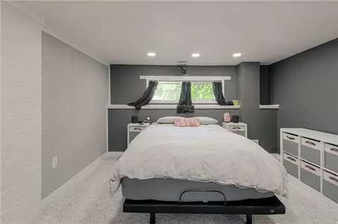 Bedroom - 1120 Hickory St, Atchison, KS 66002 photo 4 of 6