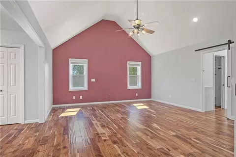 Living - 1071 E 1400 Rd, Lawrence, KS 66046 photo 3 of 9