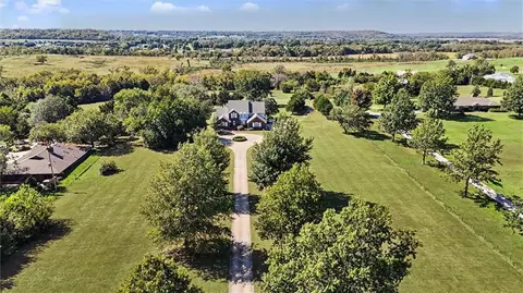 View/Area - 1071 E 1400 Rd, Lawrence, KS 66046 photo 1 of 5